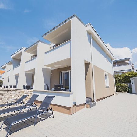 Apartments Lemon Novalja Exterior foto